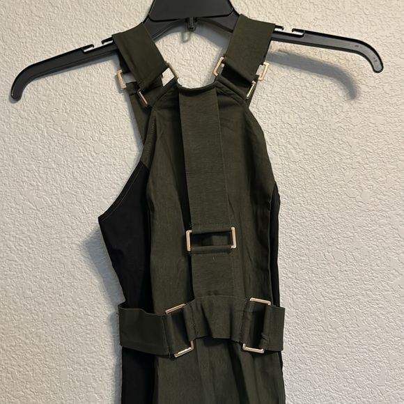 Rare London Green/Black Form Fitting Cross-Back Dress with Gold Buckle Details - Picture 3 of 10